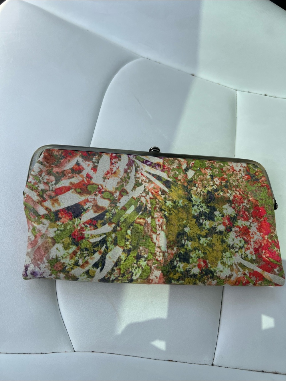 New-Hobo Lauren Clutch - Tropical Print